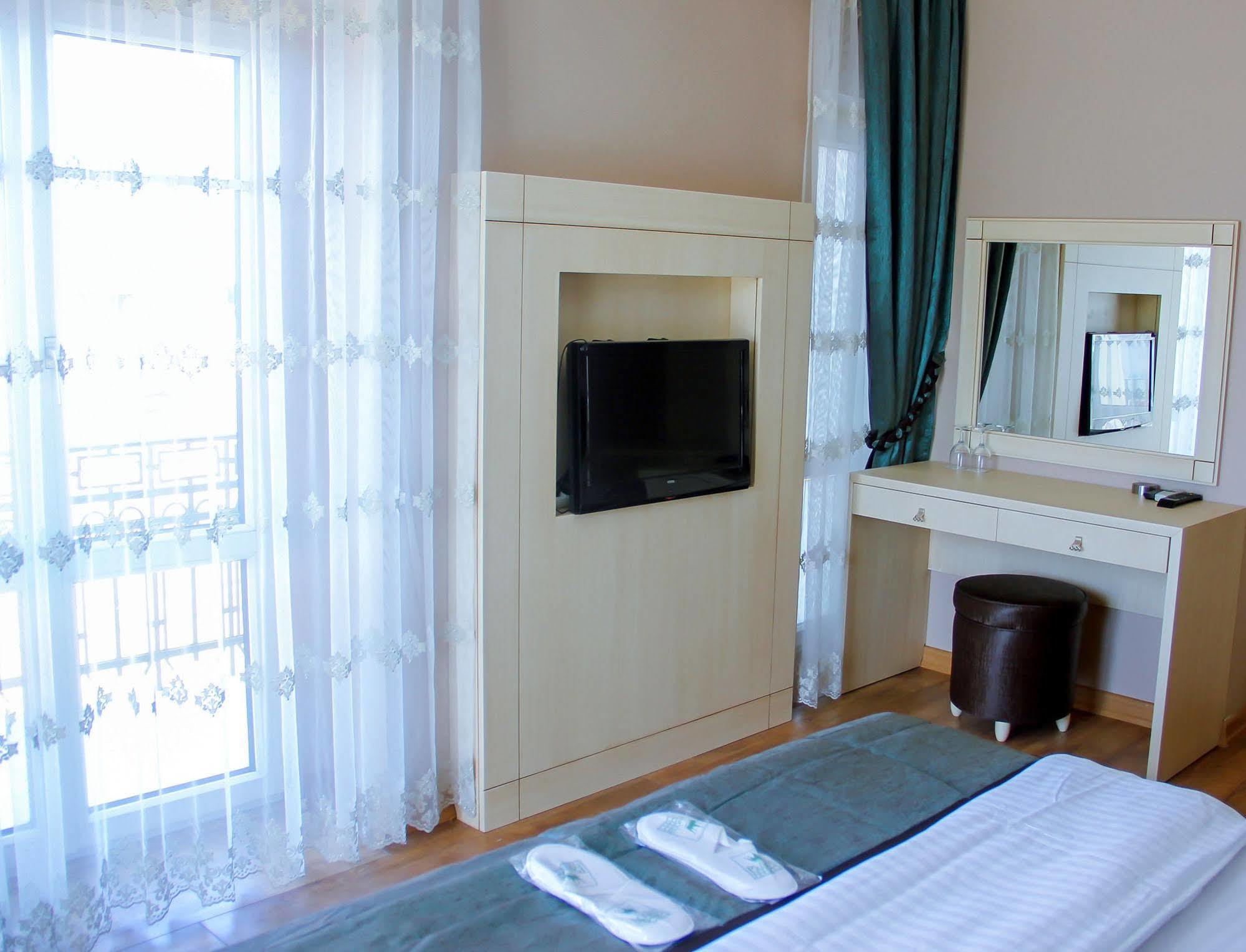 Buyukada Princess Hotel Адалар Экстерьер фото